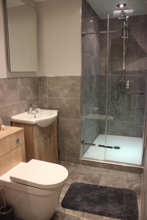 The New Lodge Pontardawe Экстерьер фото